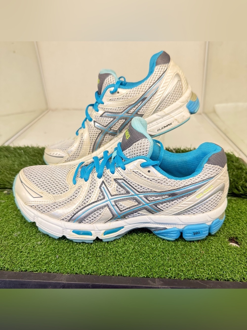 ASICS 8.5 Duomax Gel Exalt Ahar White Blue Gray Running Shoes size 7.5